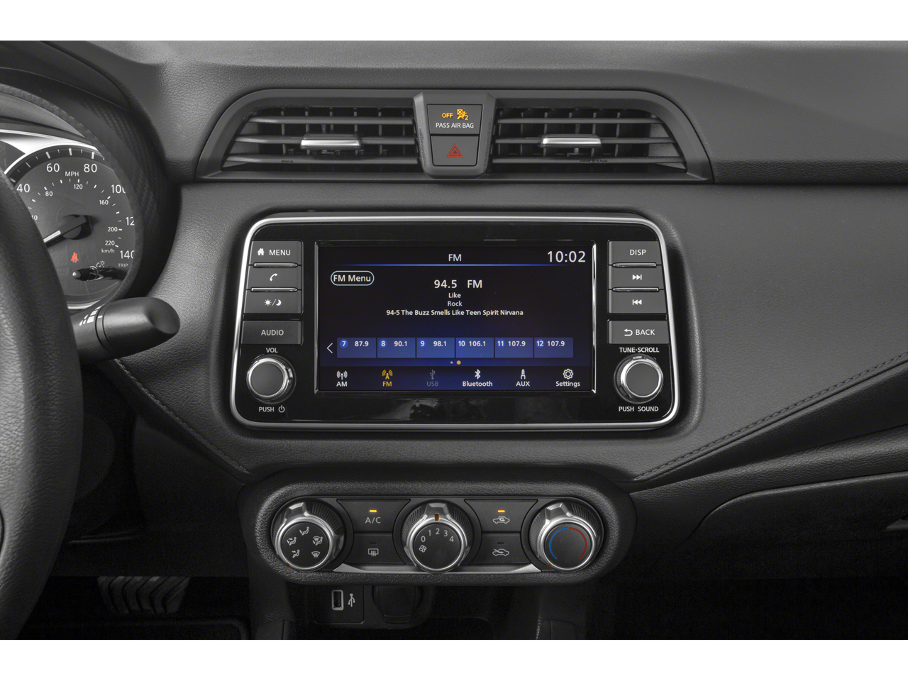 2022 Nissan Versa 1.6 SV