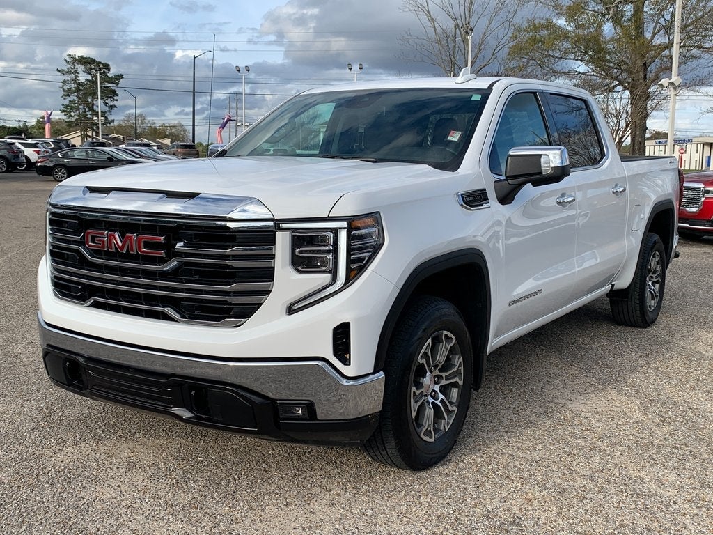 2025 GMC Sierra 1500 SLT