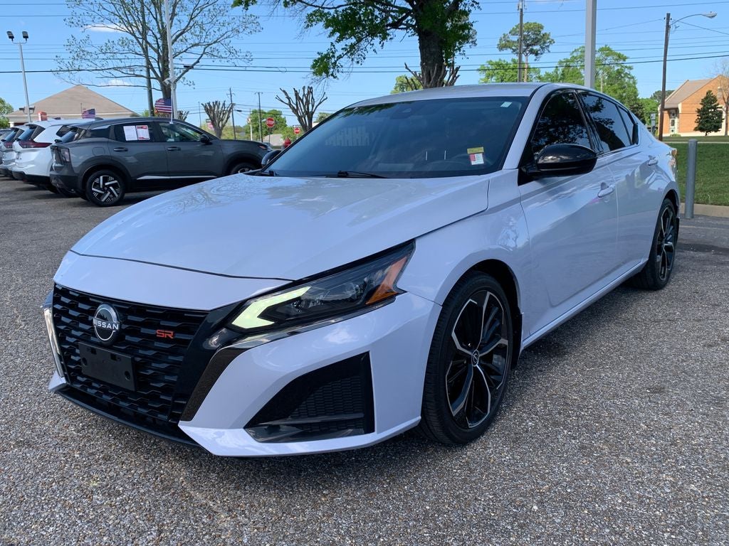 2023 Nissan Altima 2.5 SR