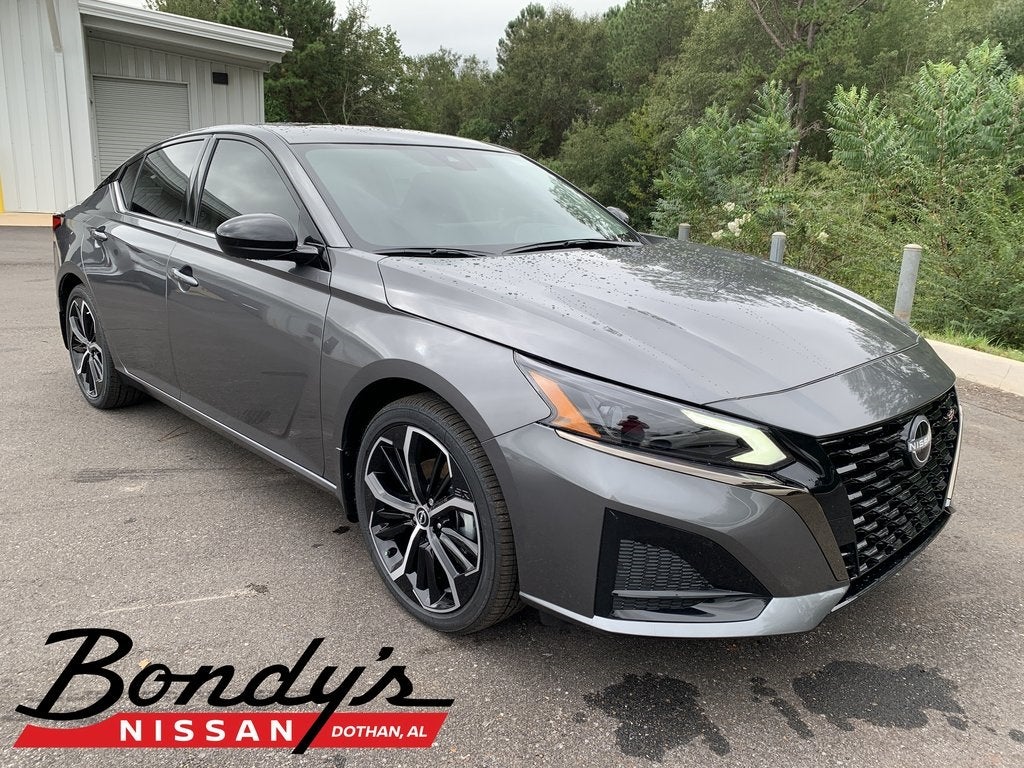 2025 Nissan Altima SR