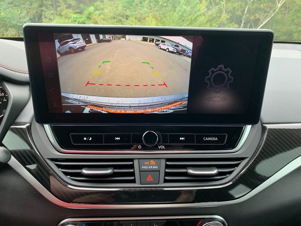 2025 Nissan Altima SR