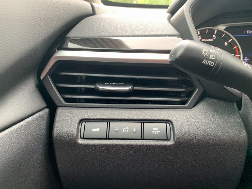 2025 Nissan Altima SR