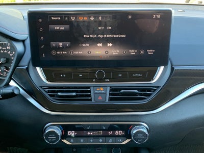 2025 Nissan Altima SR