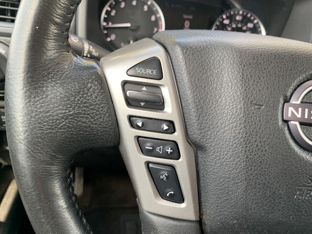 2023 Nissan Titan SV