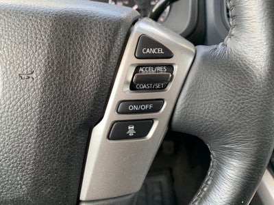 2023 Nissan Titan SV