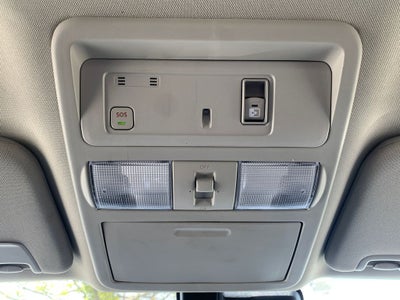 2023 Nissan Titan SV