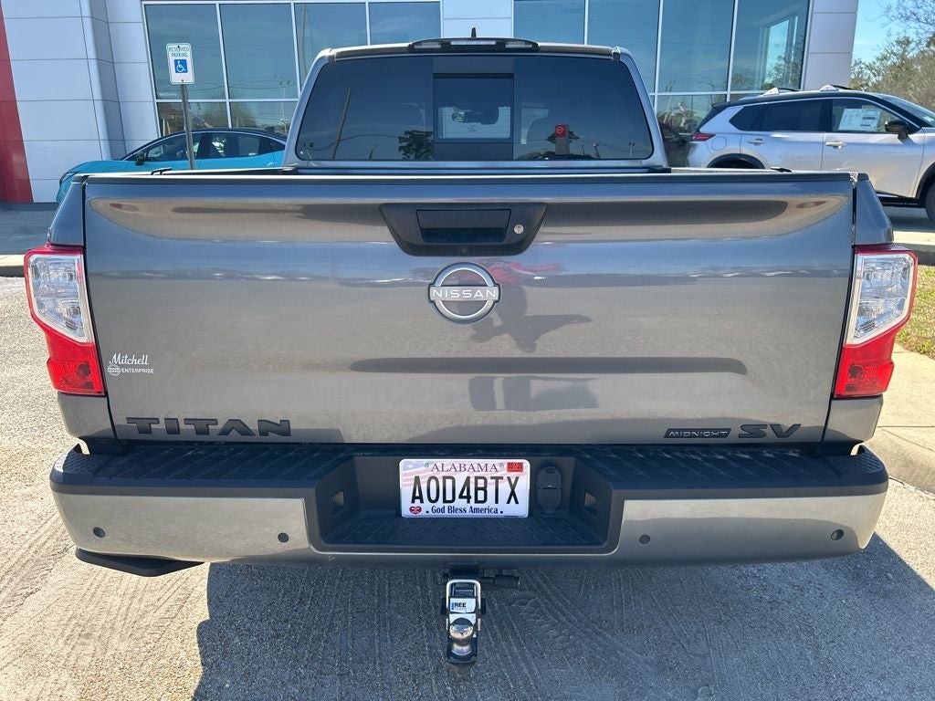 2024 Nissan Titan SV