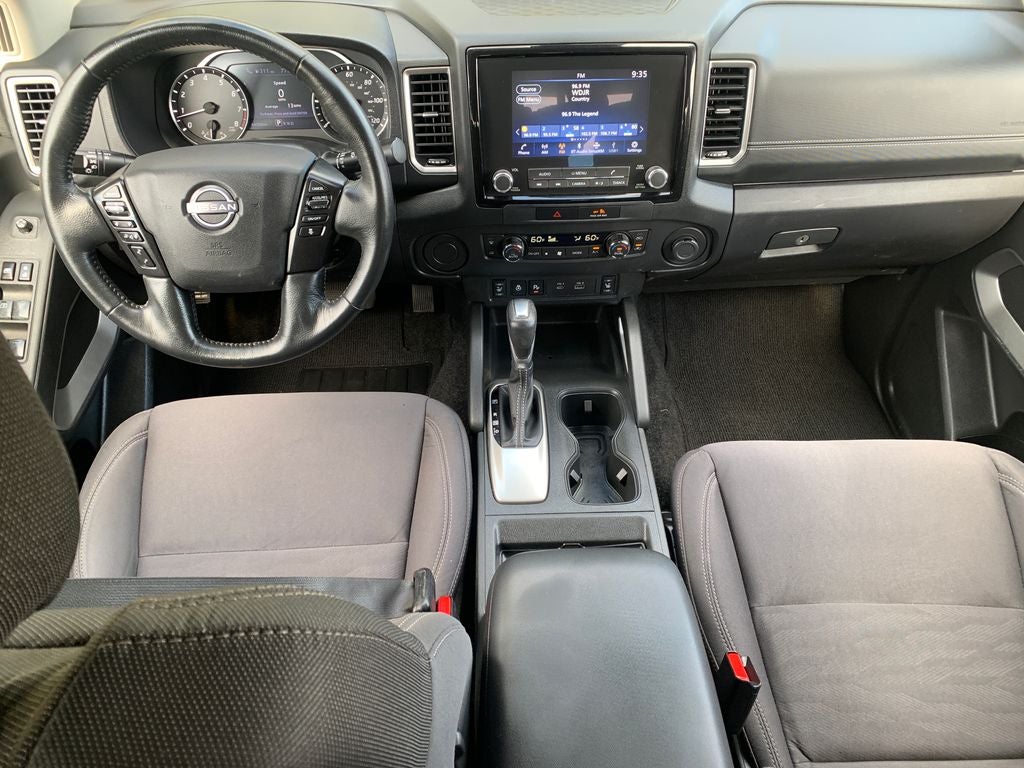 2023 Nissan Frontier SV