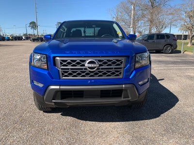 2024 Nissan Frontier SV