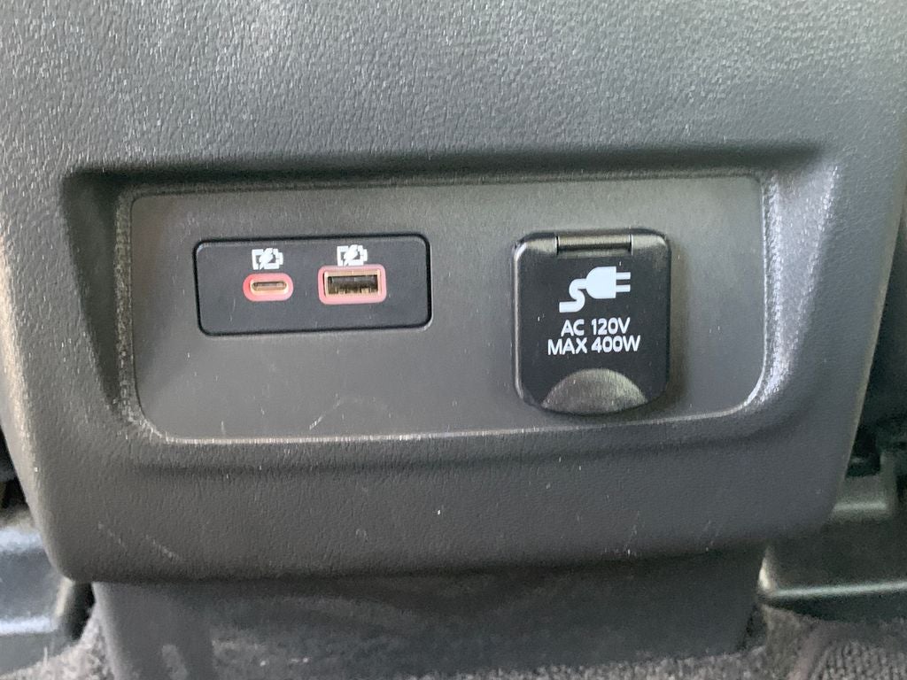 2023 Nissan Frontier SV