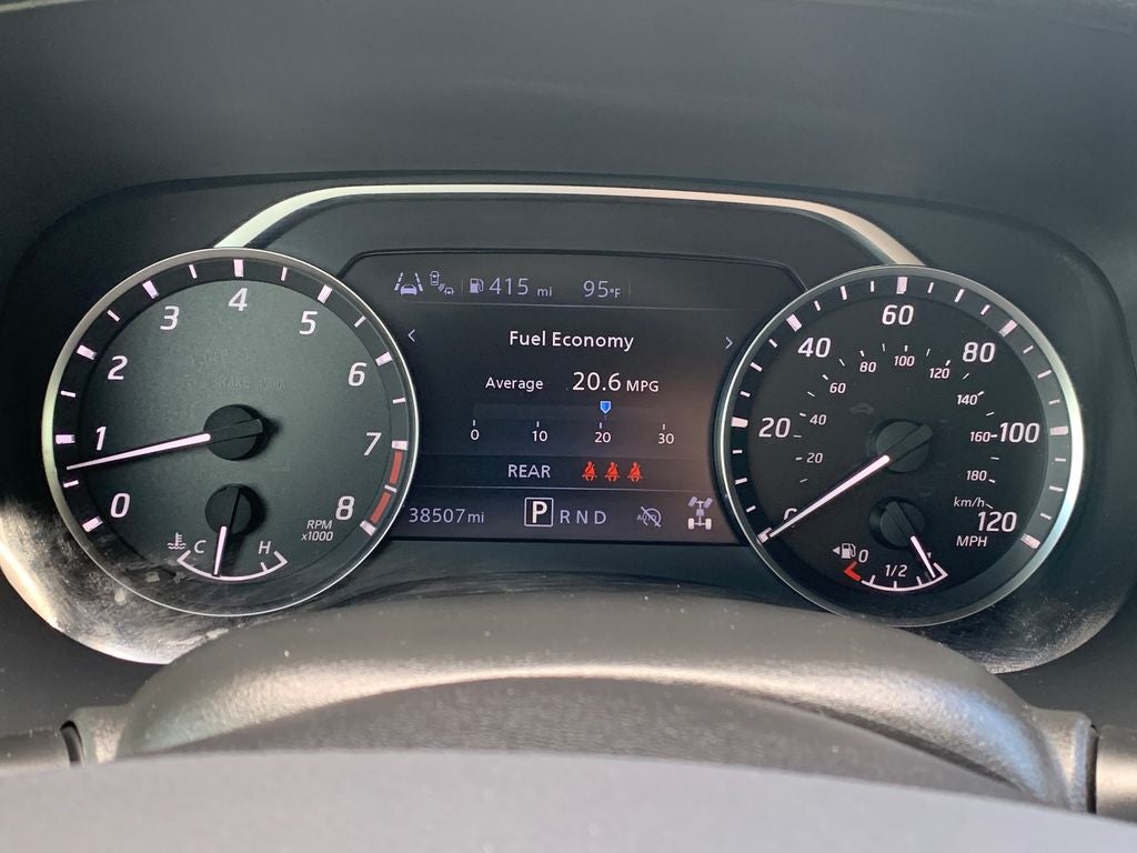 2023 Nissan Frontier SV