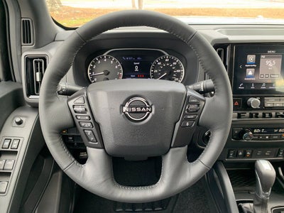 2026 Nissan Frontier Crew Cab SV