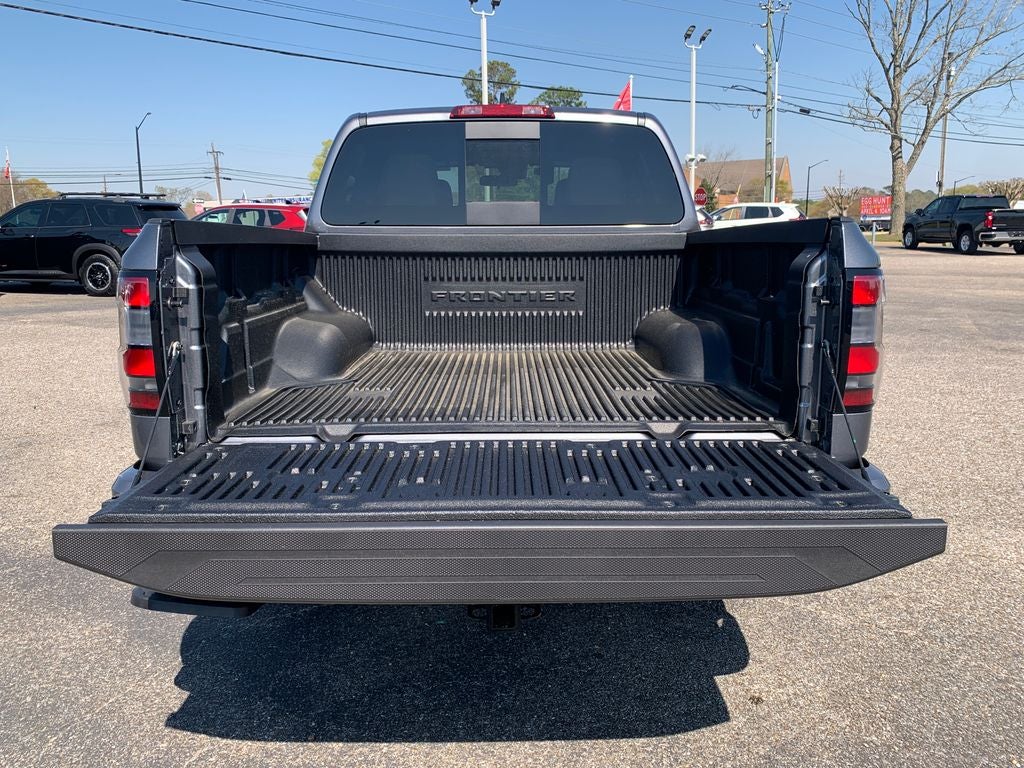 2026 Nissan Frontier Crew Cab SV