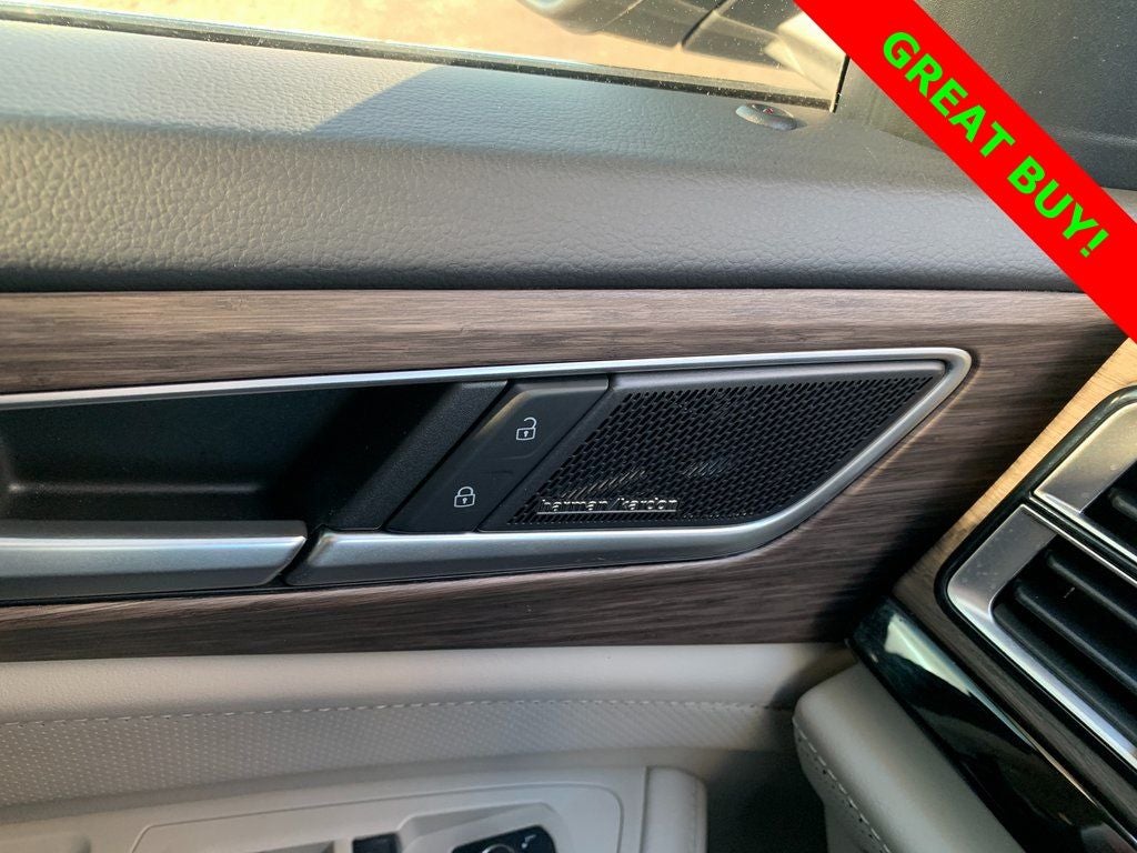 2024 Volkswagen Atlas 2.0T SEL Premium R-Line