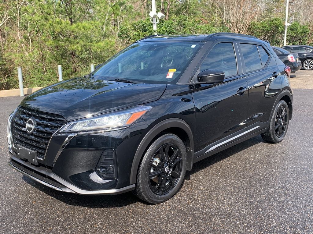 2024 Nissan Kicks SR