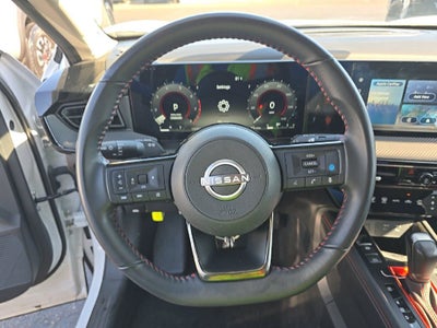 2025 Nissan Kicks SR
