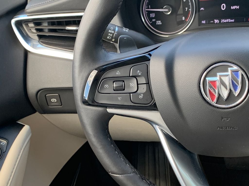 2023 Buick Enclave Essence