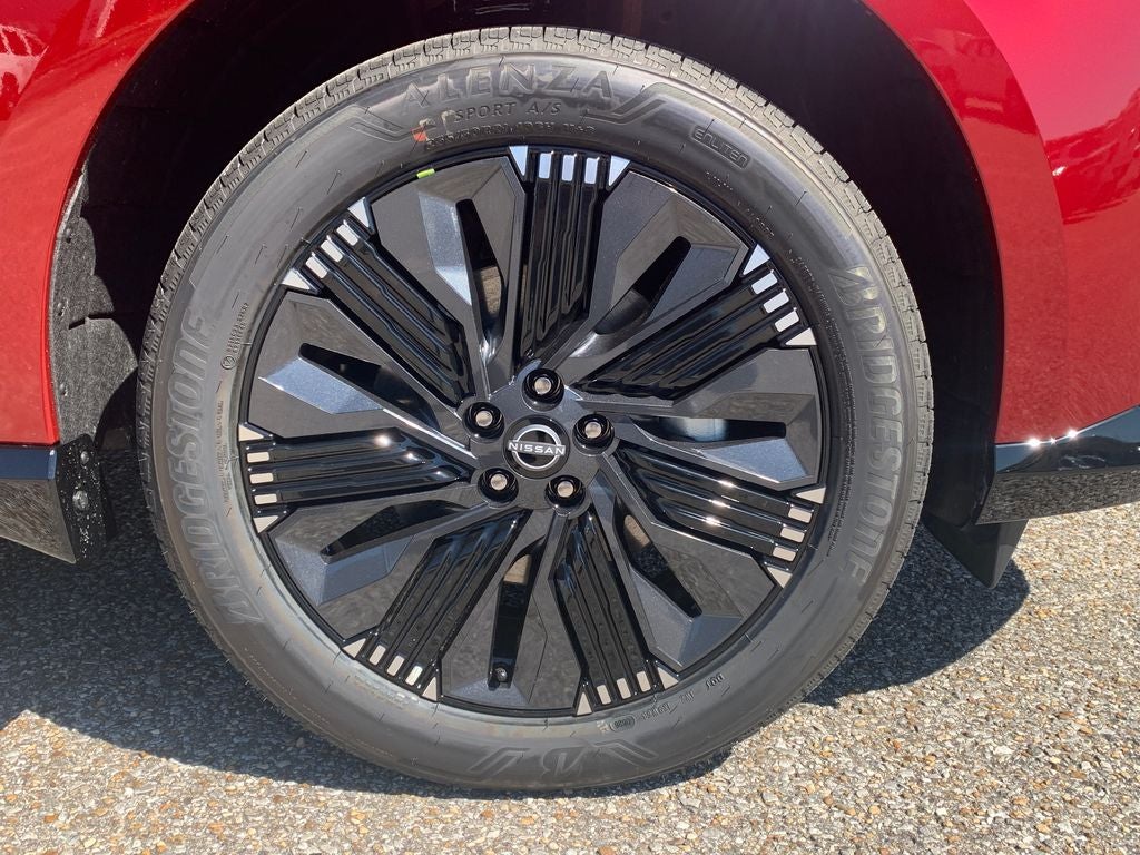 2026 Nissan N/A Platinum