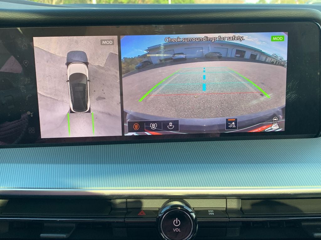 2026 Nissan N/A Platinum