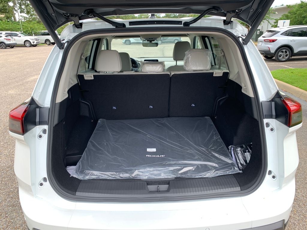 2026 Nissan Rogue Dark Armor™