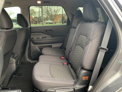 2025 Nissan Pathfinder S