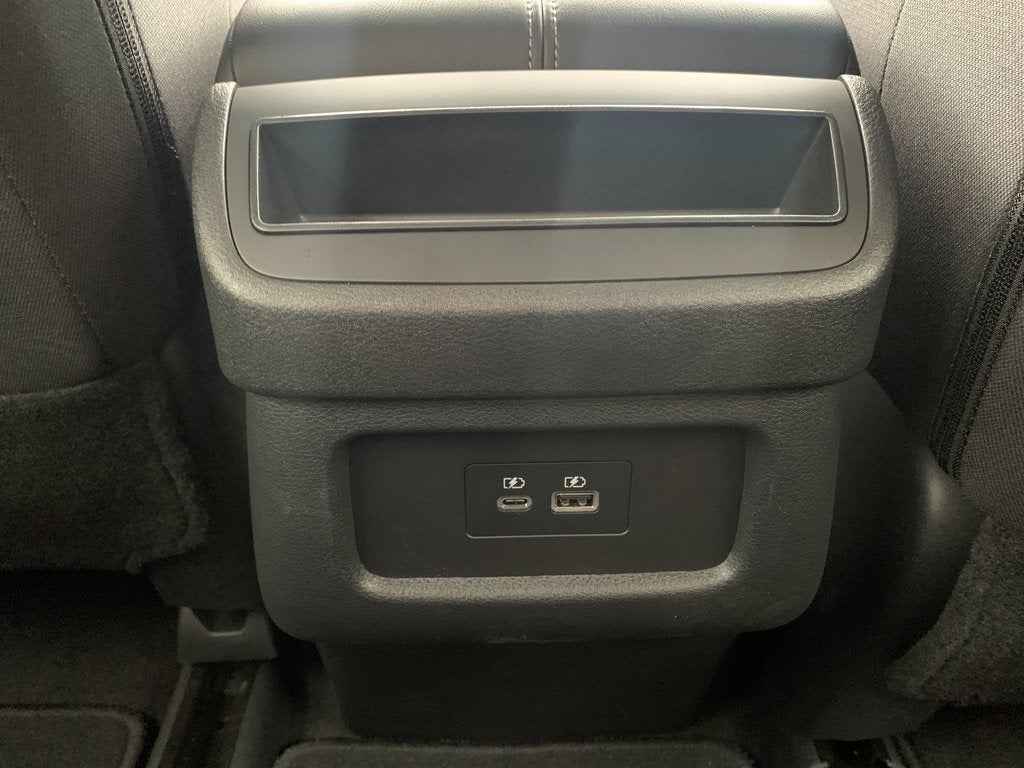 2025 Nissan Pathfinder S