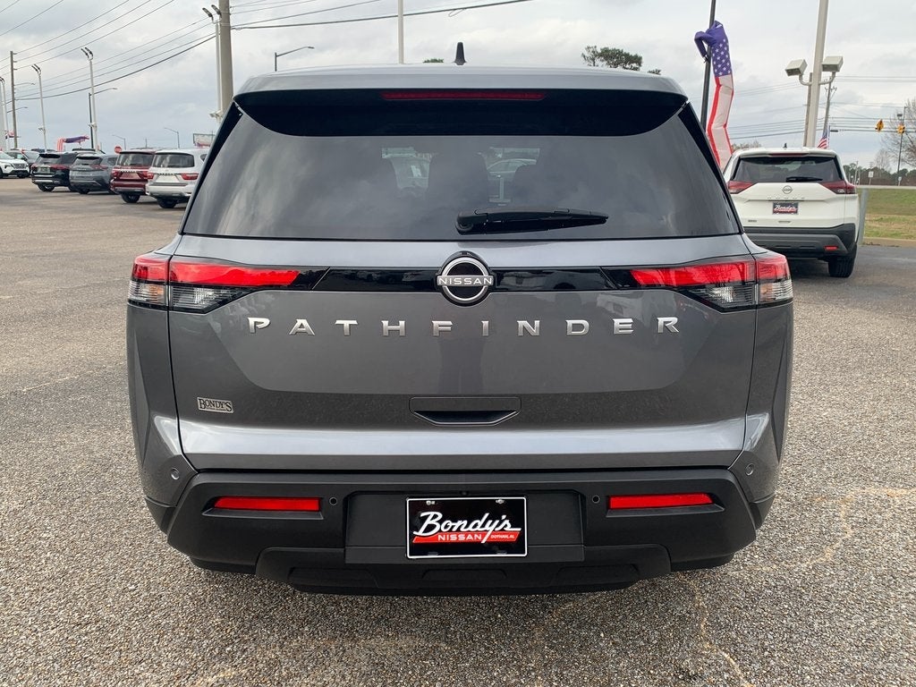 2025 Nissan Pathfinder S