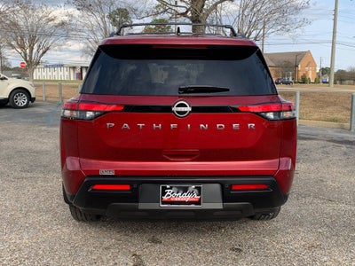 2026 Nissan Pathfinder SV
