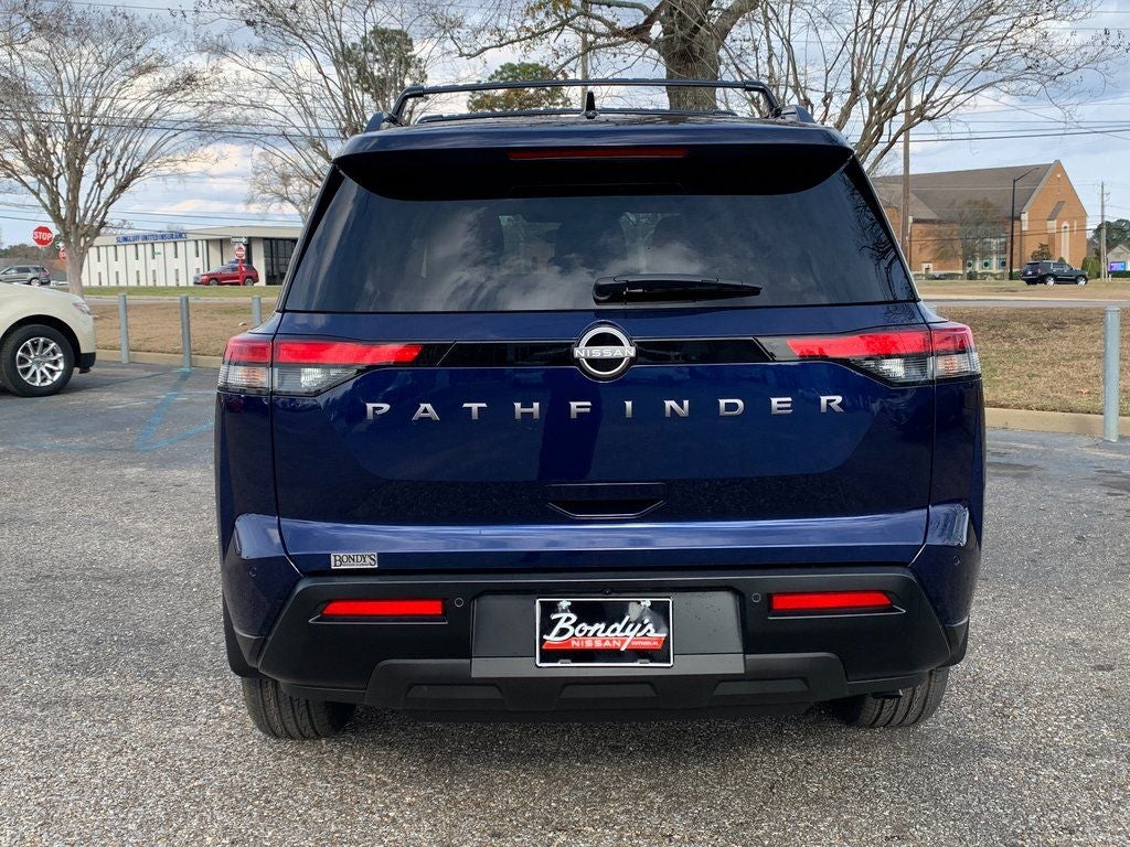 2026 Nissan Pathfinder SV