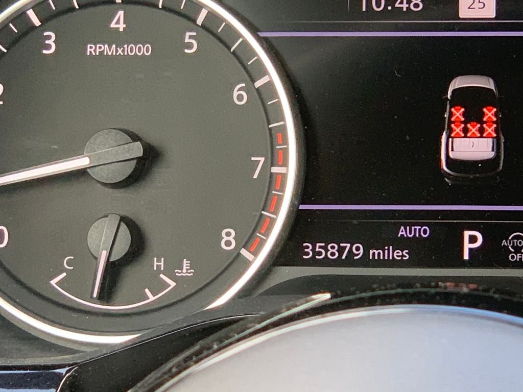 2022 Nissan Pathfinder SL