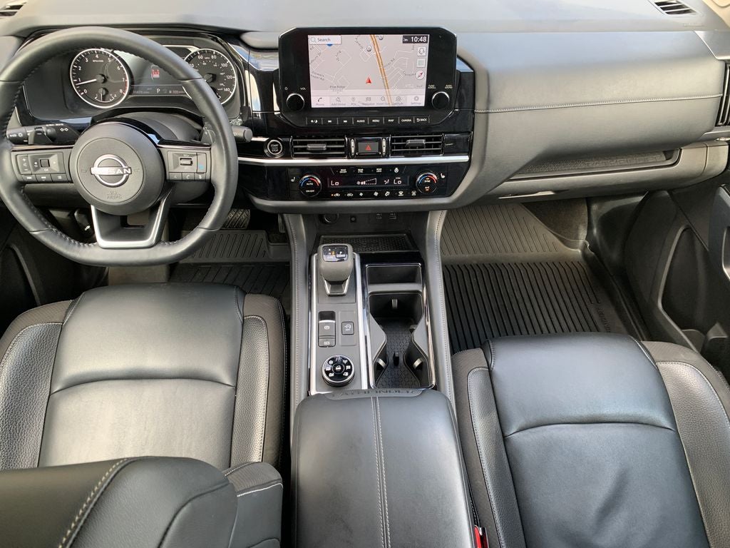 2022 Nissan Pathfinder SL