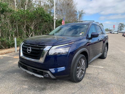 2022 Nissan Pathfinder SL