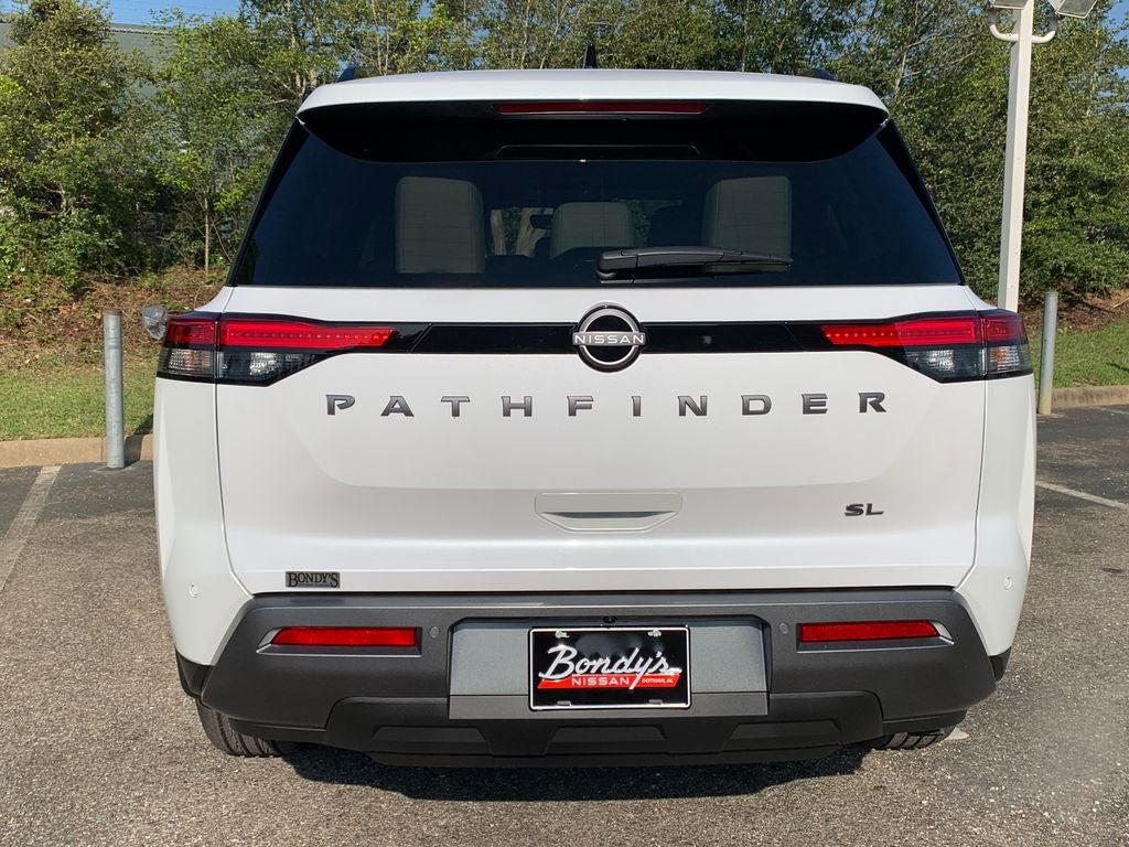 2026 Nissan Pathfinder SL