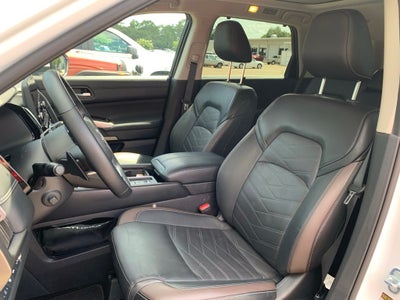2025 Nissan Pathfinder Platinum