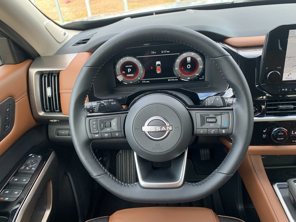 2025 Nissan Pathfinder Platinum