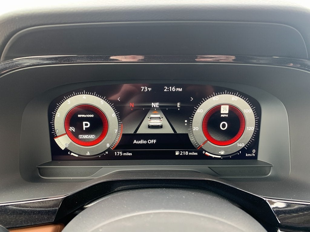 2025 Nissan Pathfinder Platinum