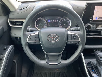 2023 Toyota Highlander L