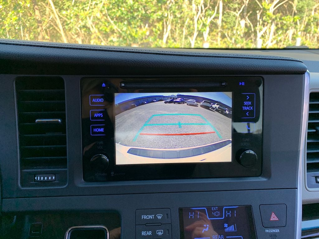 2015 Toyota Sienna XLE 7 Passenger