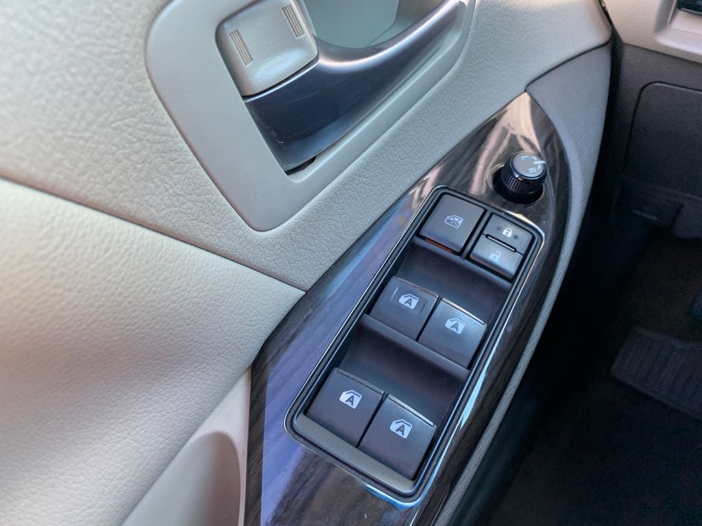 2015 Toyota Sienna XLE 7 Passenger