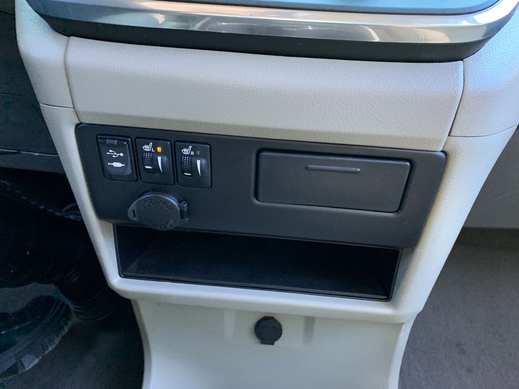 2015 Toyota Sienna XLE 7 Passenger