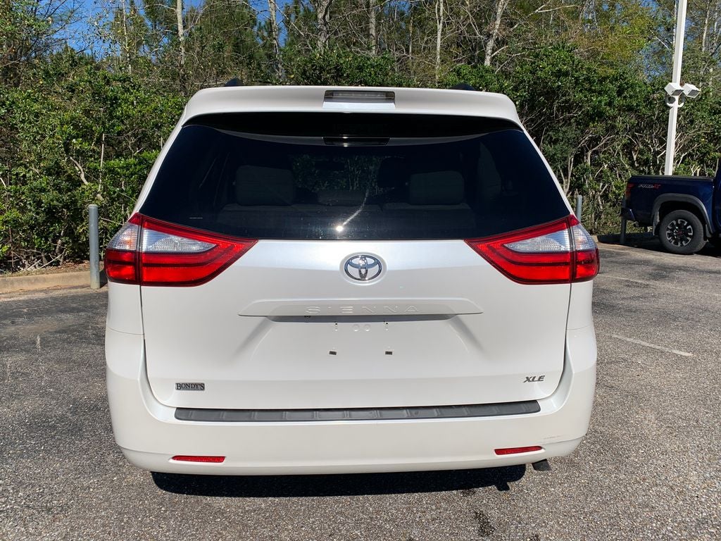 2015 Toyota Sienna XLE 7 Passenger