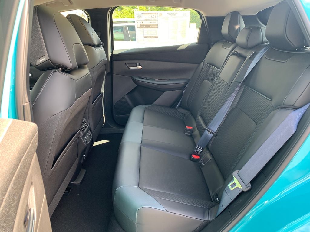 2026 Nissan LEAF Platinum+