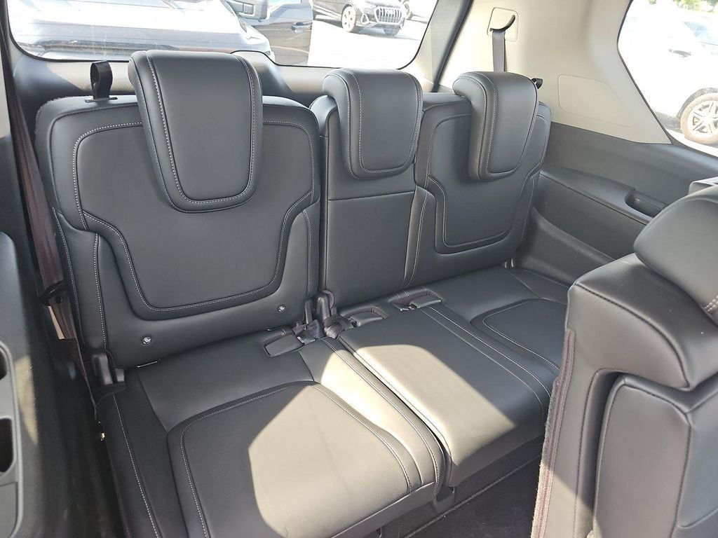 2025 Nissan Armada SV