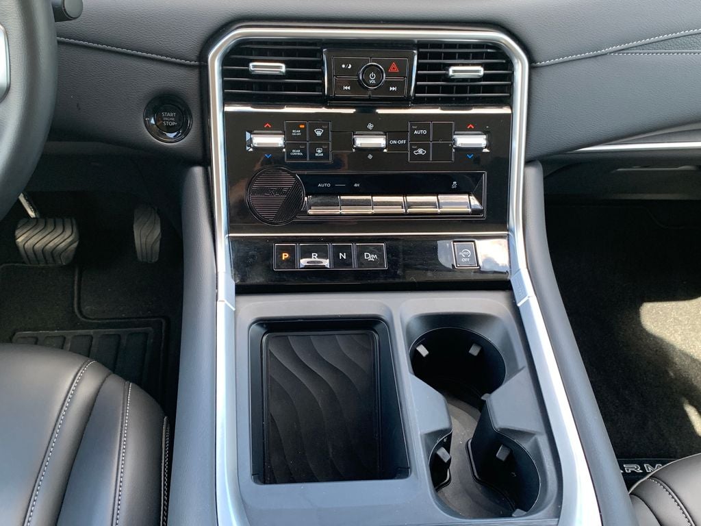 2025 Nissan Armada SV