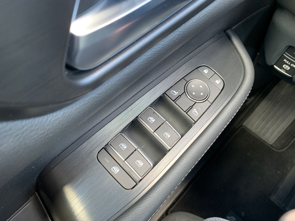 2025 Nissan Armada SV