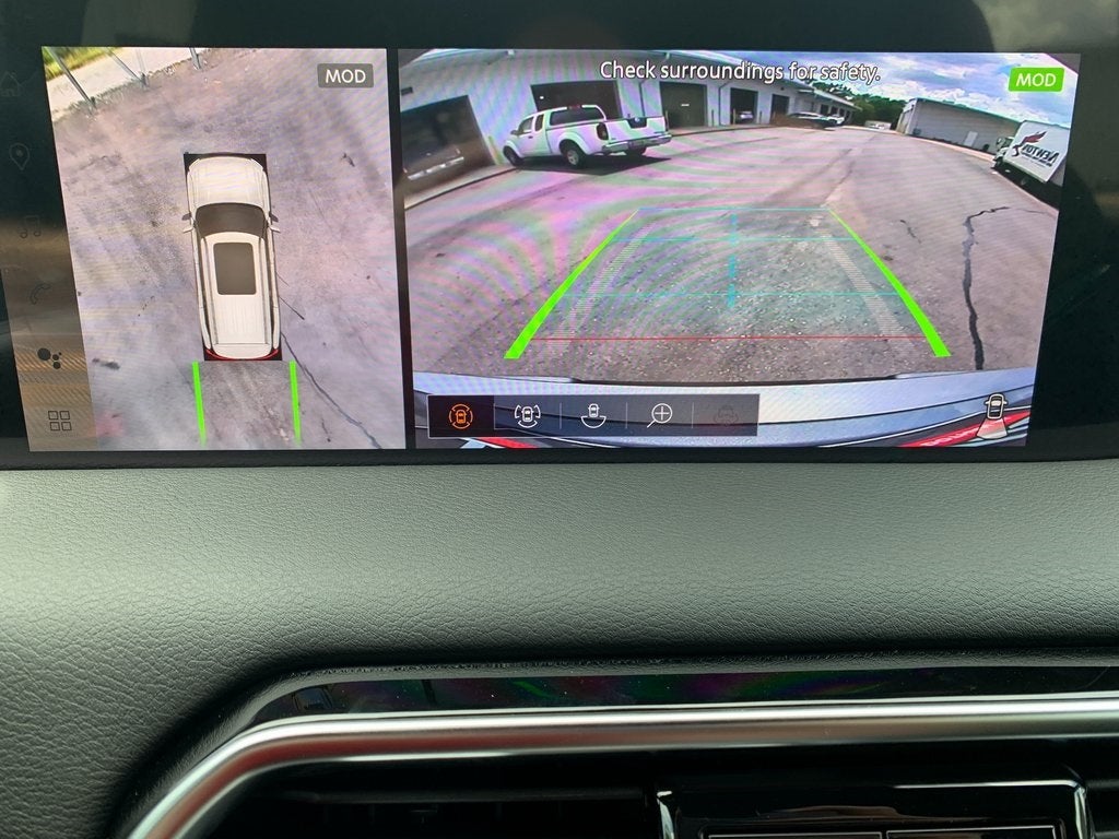 2025 Nissan Armada SL