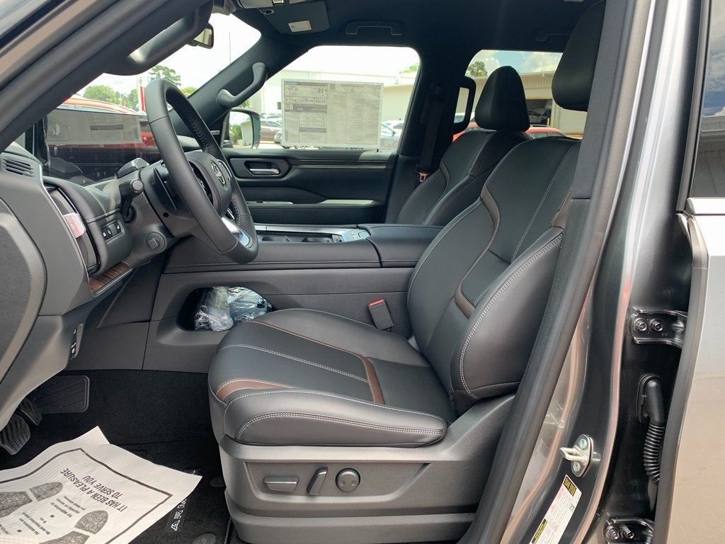 2025 Nissan Armada SL