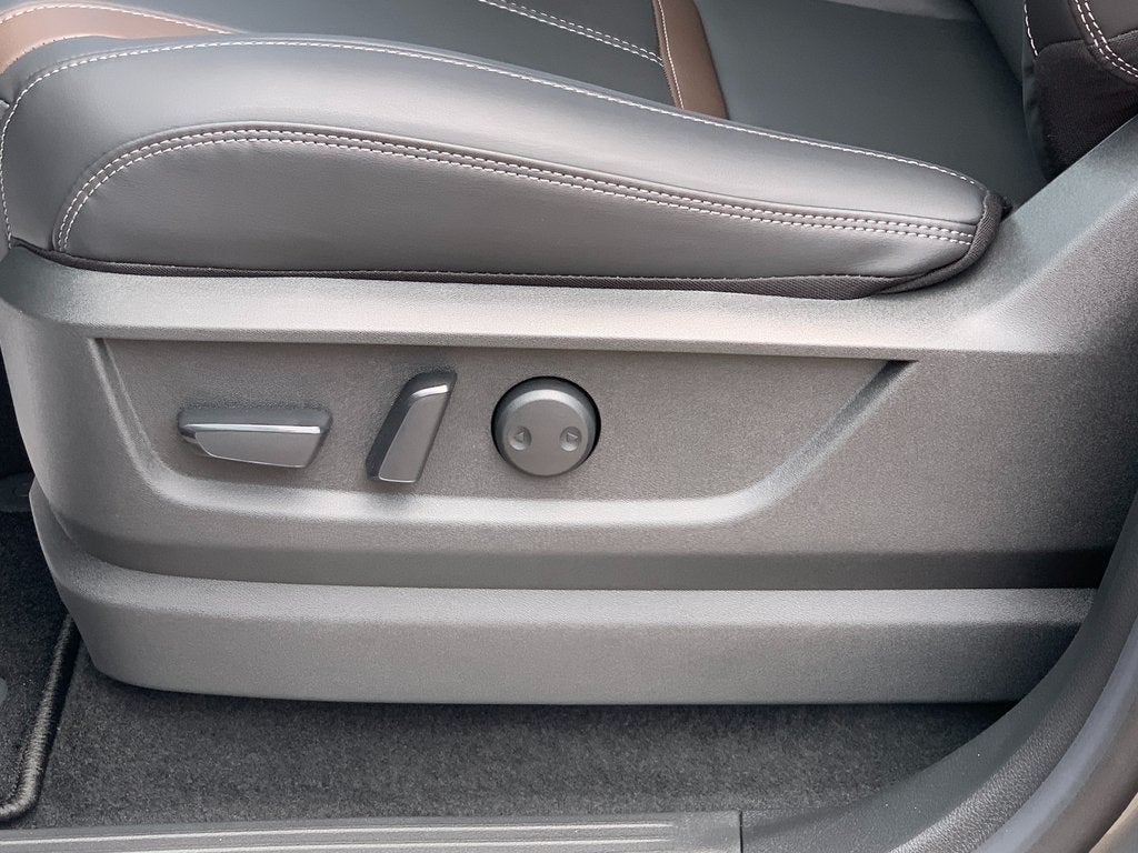 2025 Nissan Armada SL