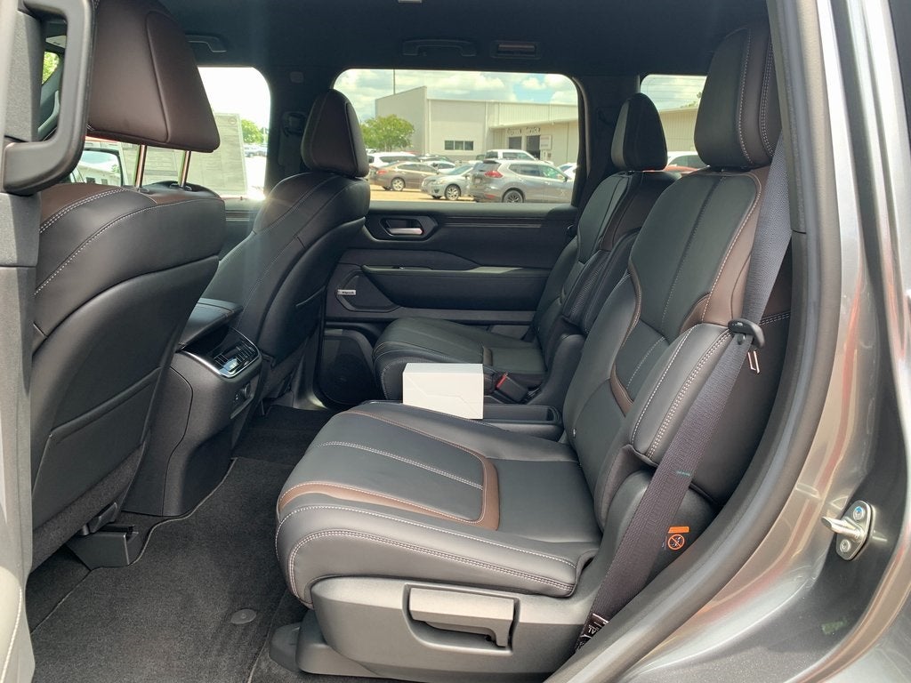 2025 Nissan Armada SL