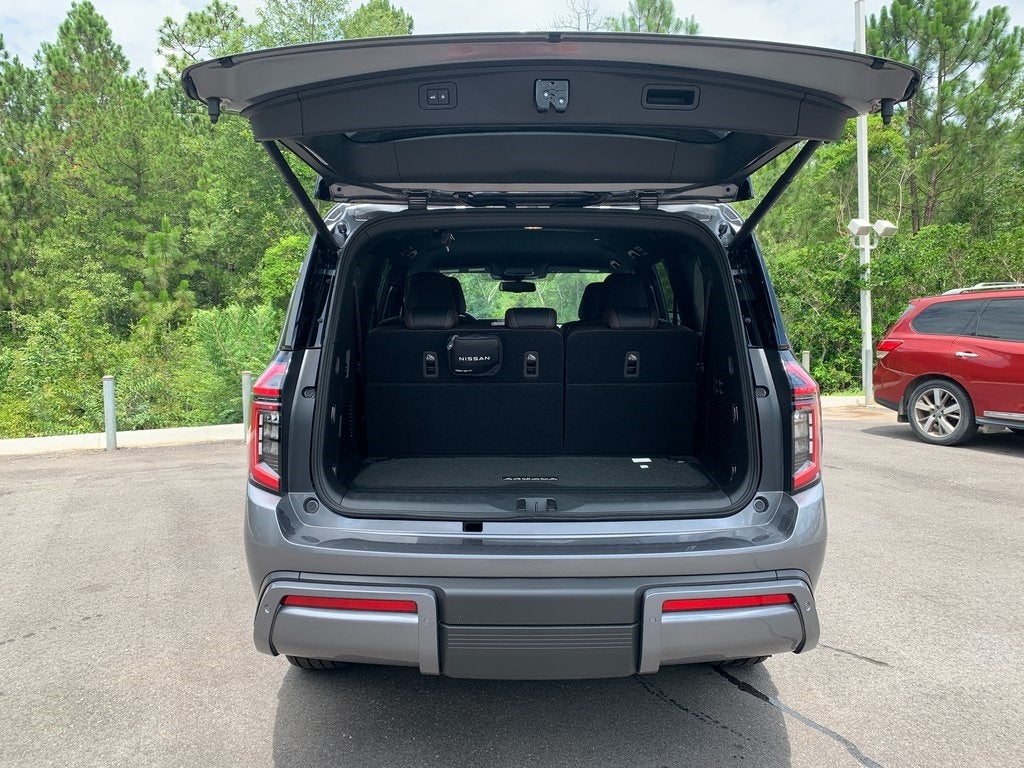 2025 Nissan Armada SL